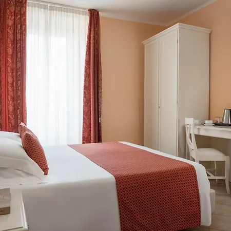 Mayer & Splendid - Wellness E Desenzano del Garda