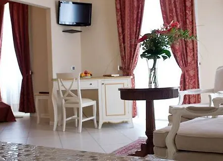 Mayer & Splendid - Wellness E Hotel 4*