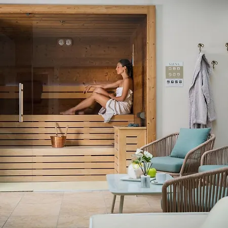 Hotel Mayer & Splendid - Wellness E 4*